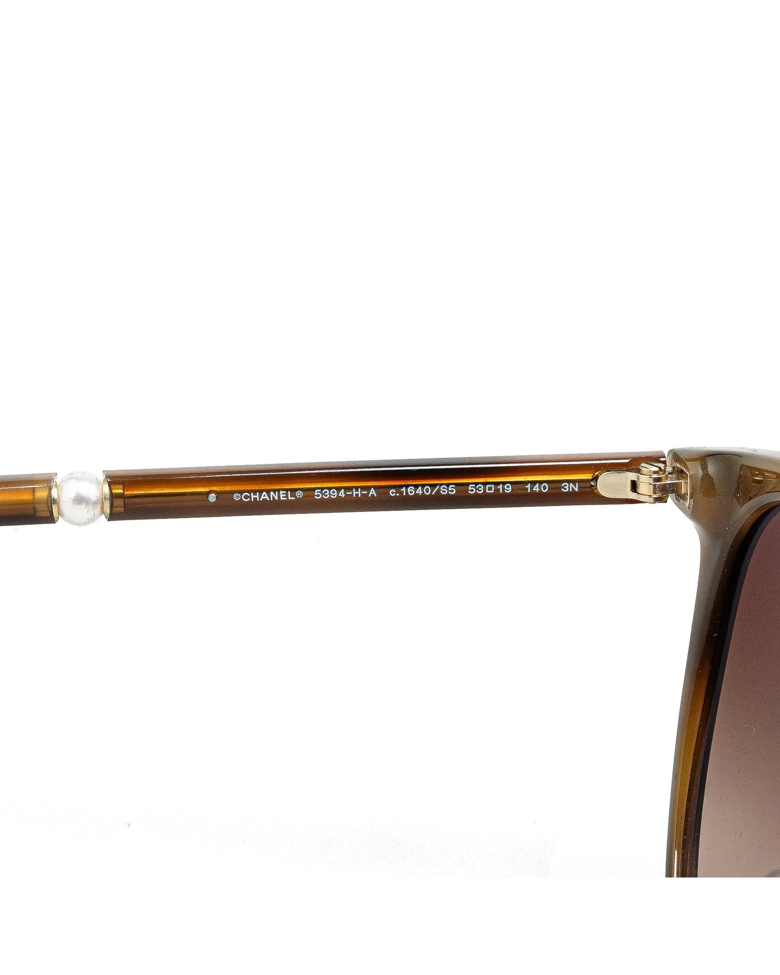 Cat Eye Tinted Frame Sunglasses