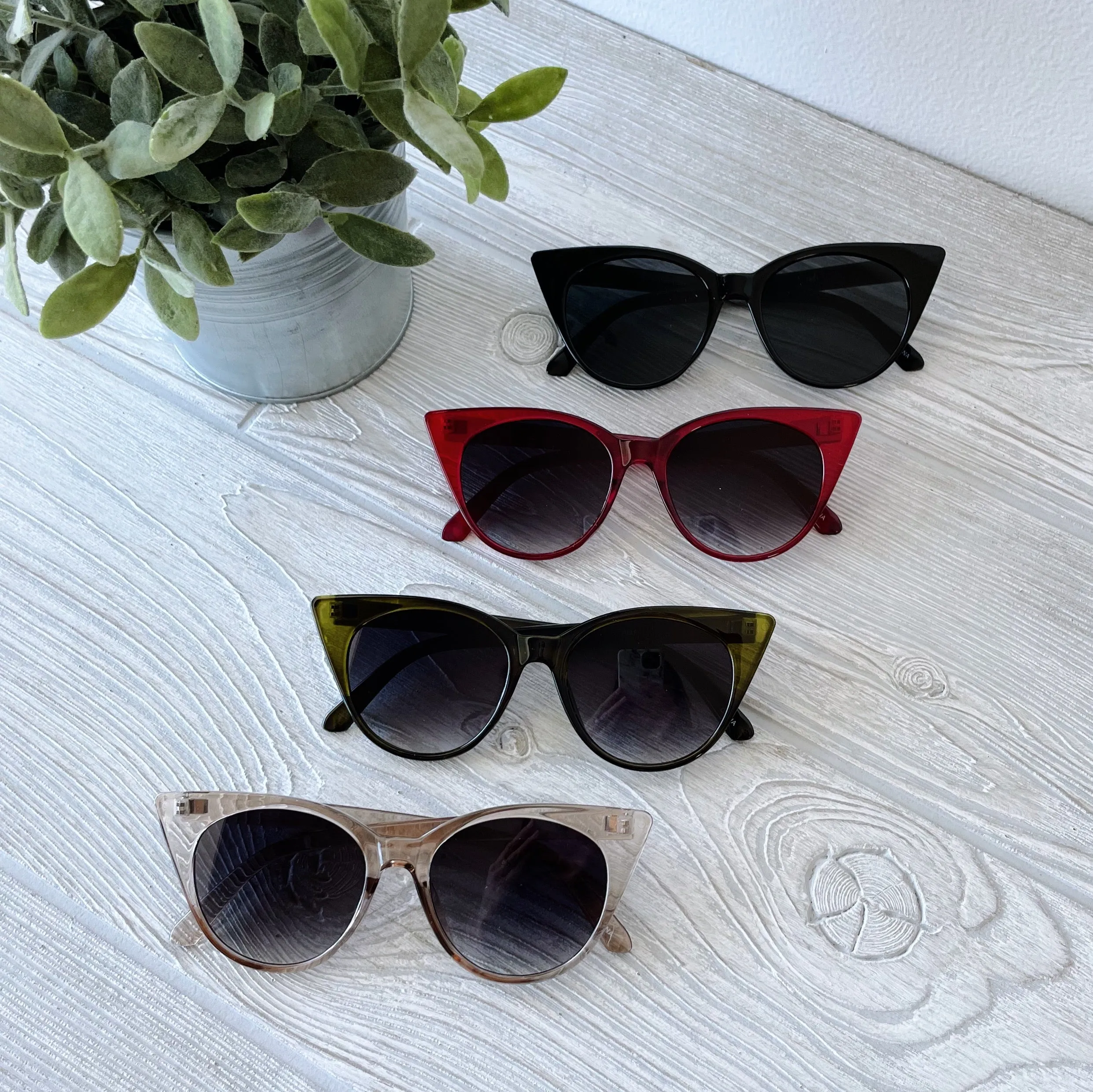 Kat • Adult Sunglasses