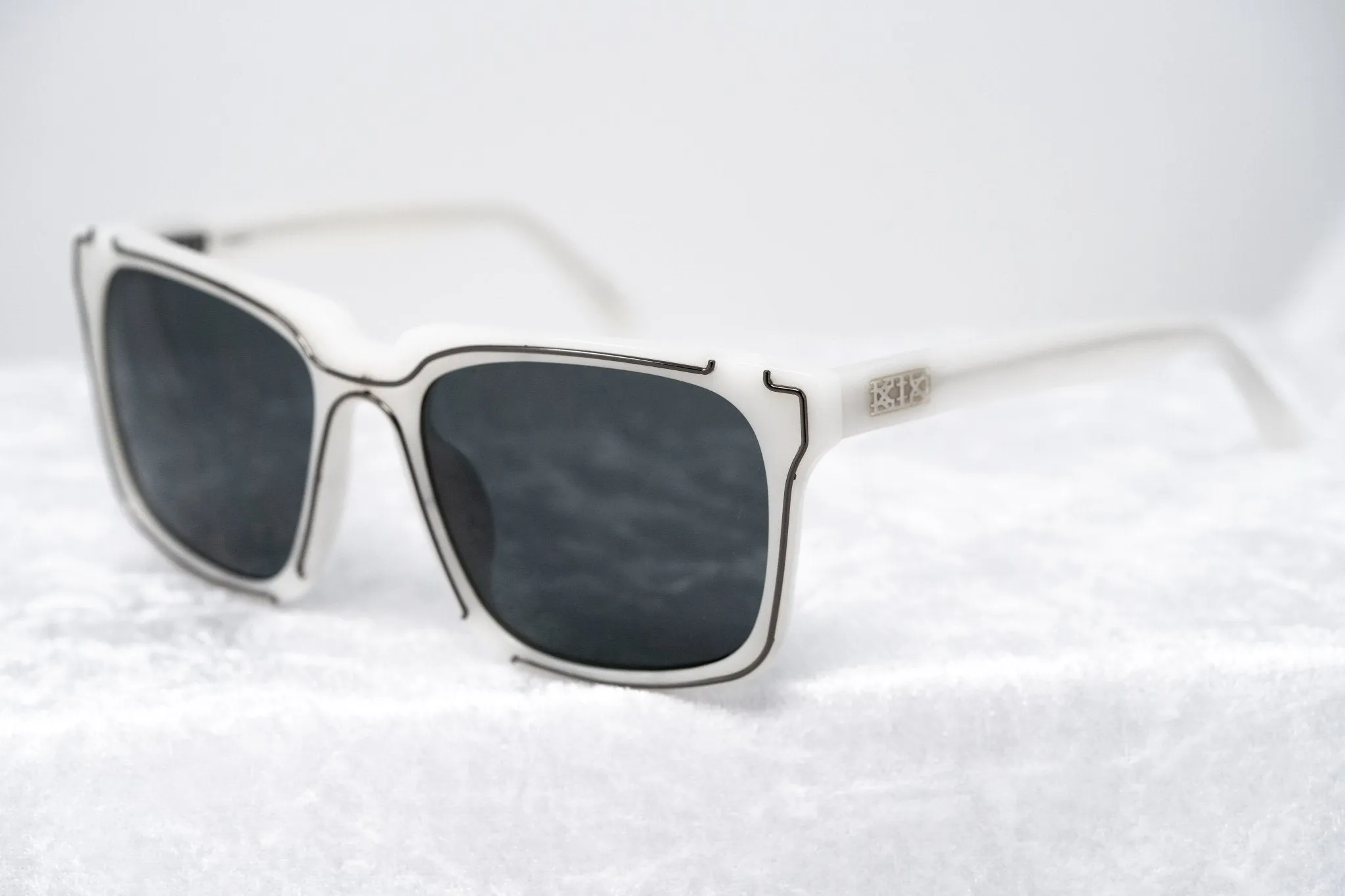 Kokon To Zai D-Frame Sunglasses - White and Silver