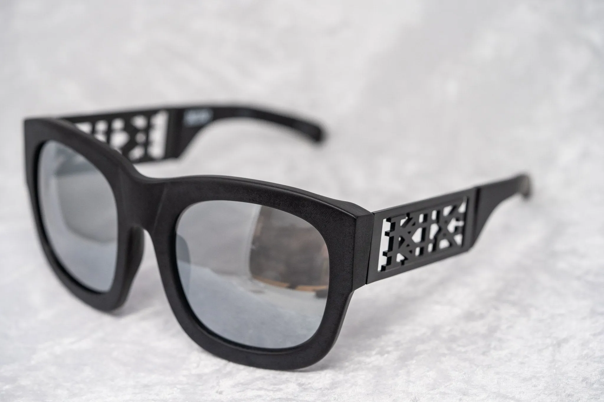 Kokon To Zai Sunglasses Oversized Matte Black and Silver