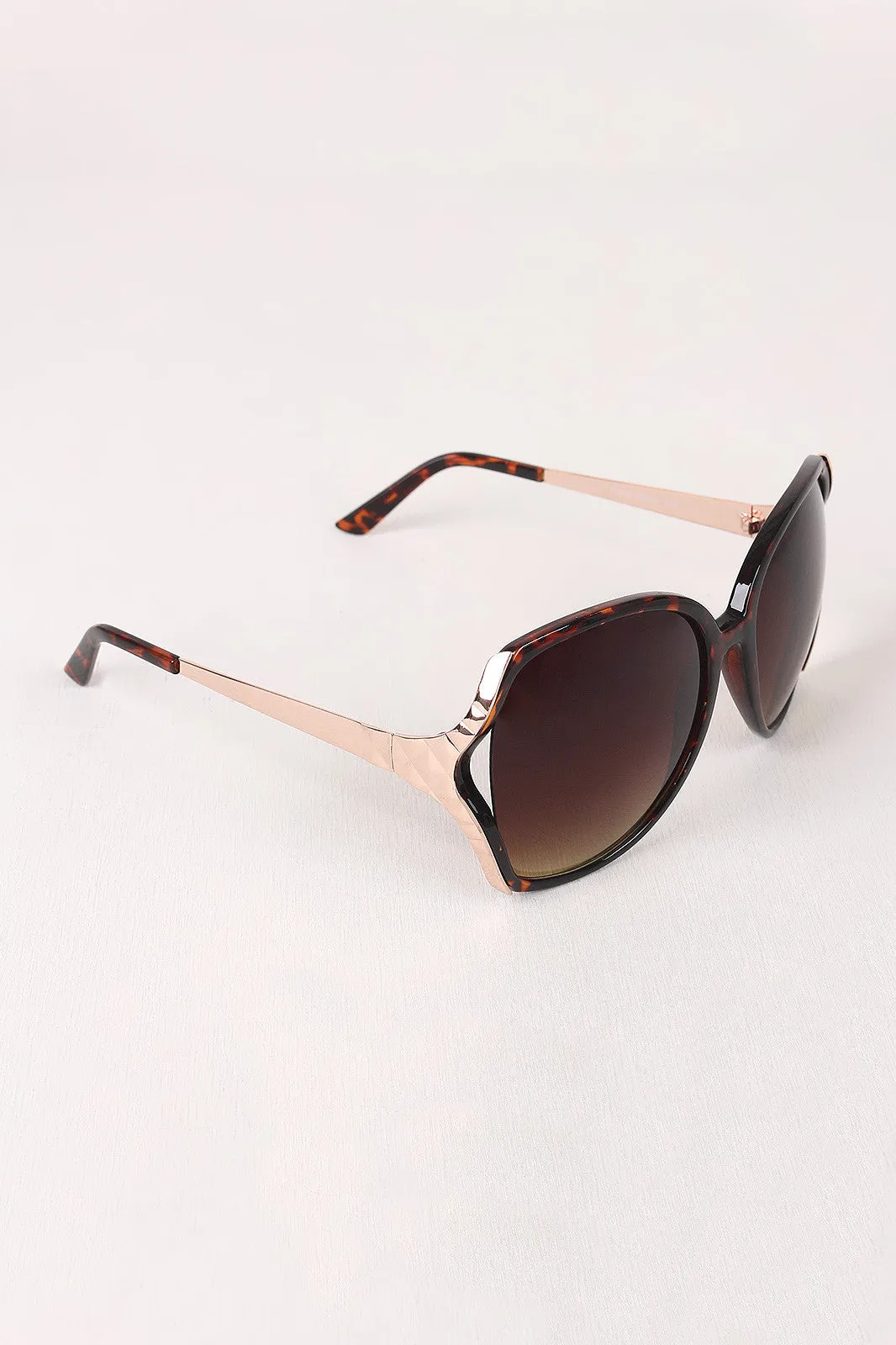 Plastic Frame Gradient Tint Oval Sunglasses